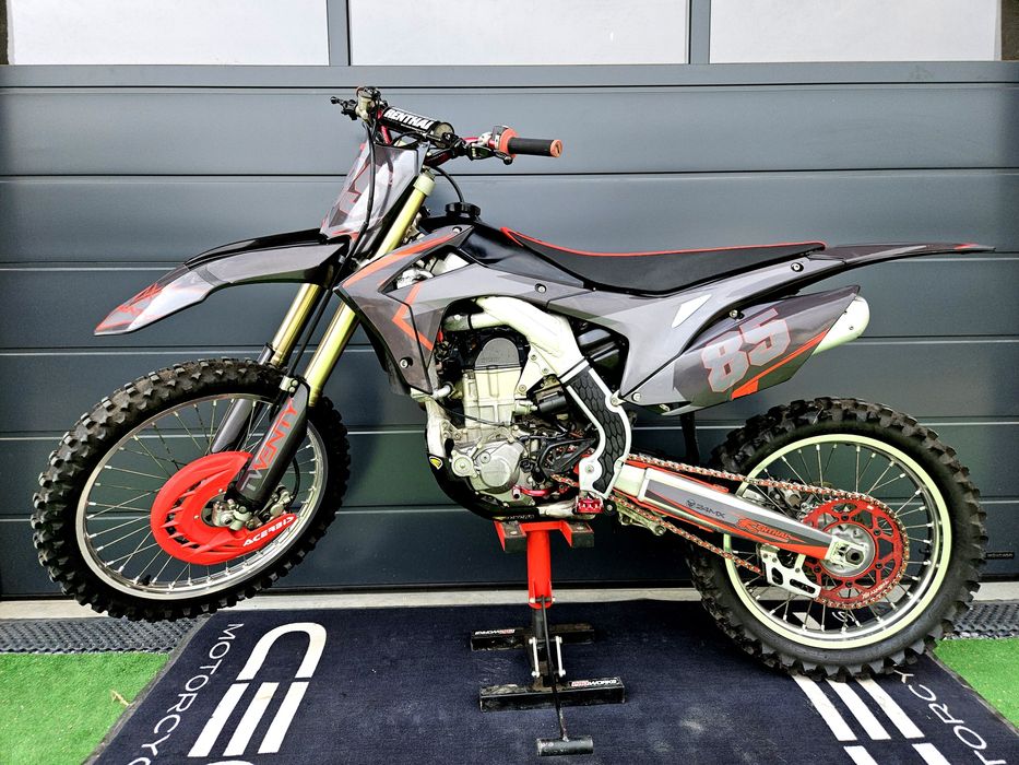 Honda 250 R crf 2017 * 44h *Mapy *Dodatki