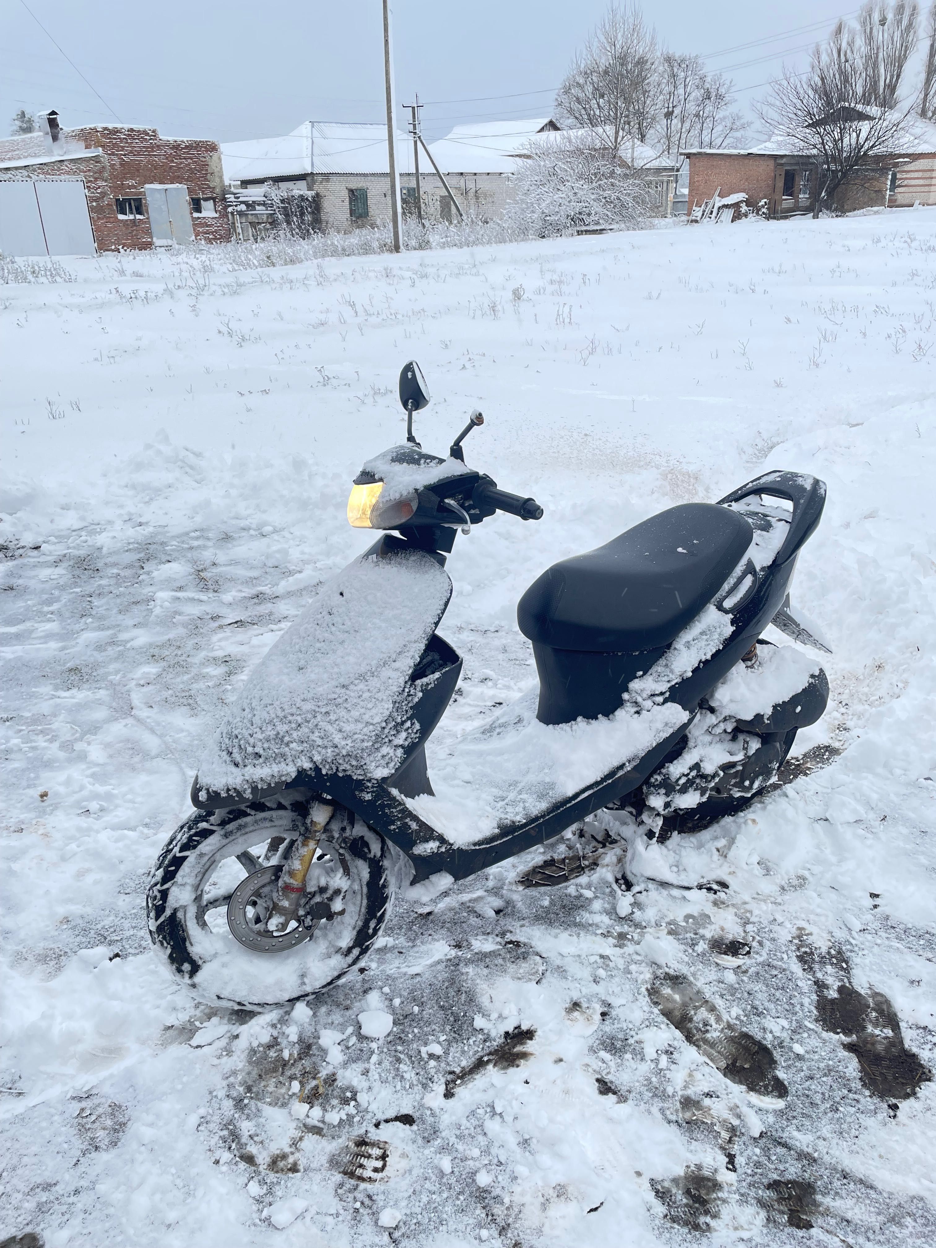 Продам скутер Suzuki ZZ Inch Up Sport