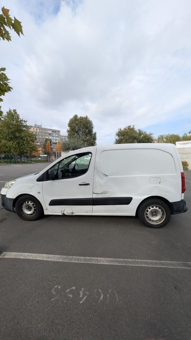 Продам Peugeot Partner 2011 Срочно! Торг