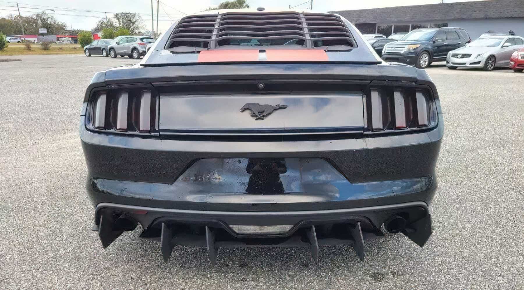 Ford Mustang EcoBoost 2017