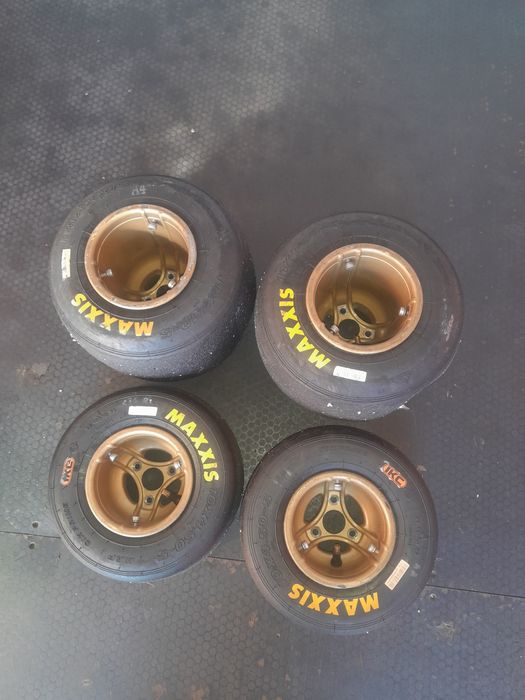 Vendo jantes magnésio OTK