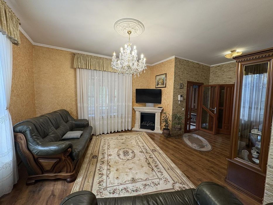 Окремий будинок район Епіцентру