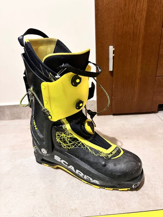 Narty skiturowe dynafit + wiązania + dedykowane foki