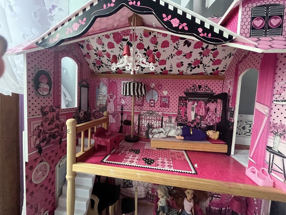 Domek dla lalek barbie