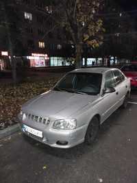 Hyundai accent lc 2000