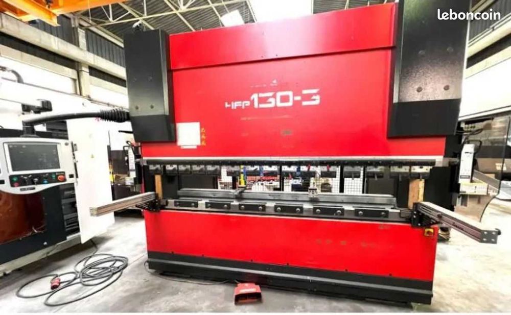 Листогиб, Пресс гибочный гидравлический с ЧПУ