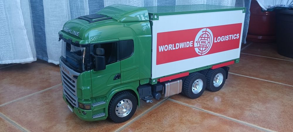 Camião bruder escala 1/16