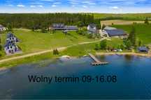 Domek nad jeziorem