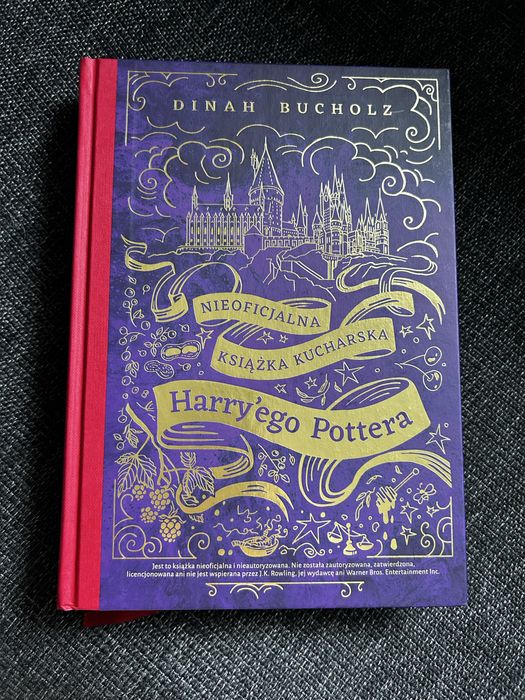 Nieoficjalna książka kucharska Harry'ego Pottera, Dina Bucholz