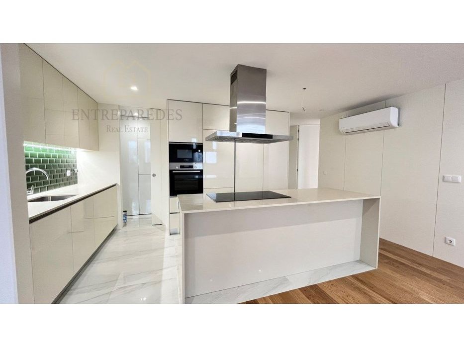 Apartamento T2 pronto a habitar para comprar no centro de Espinho |...