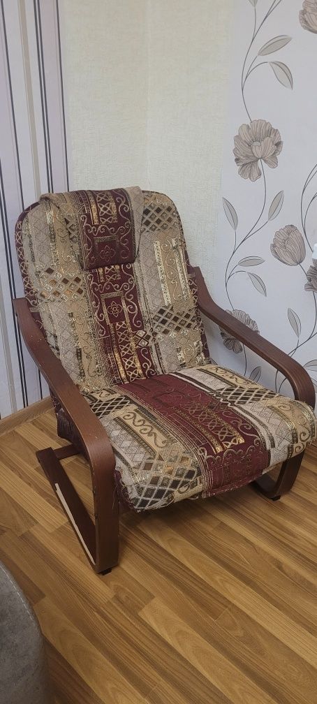 Продам два кресла - качалка