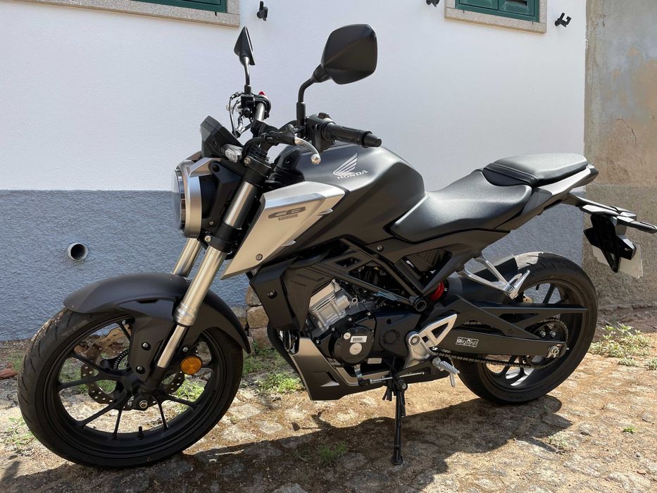 Honda CB125R 2020- Só 2.100Km - Estado Novo !