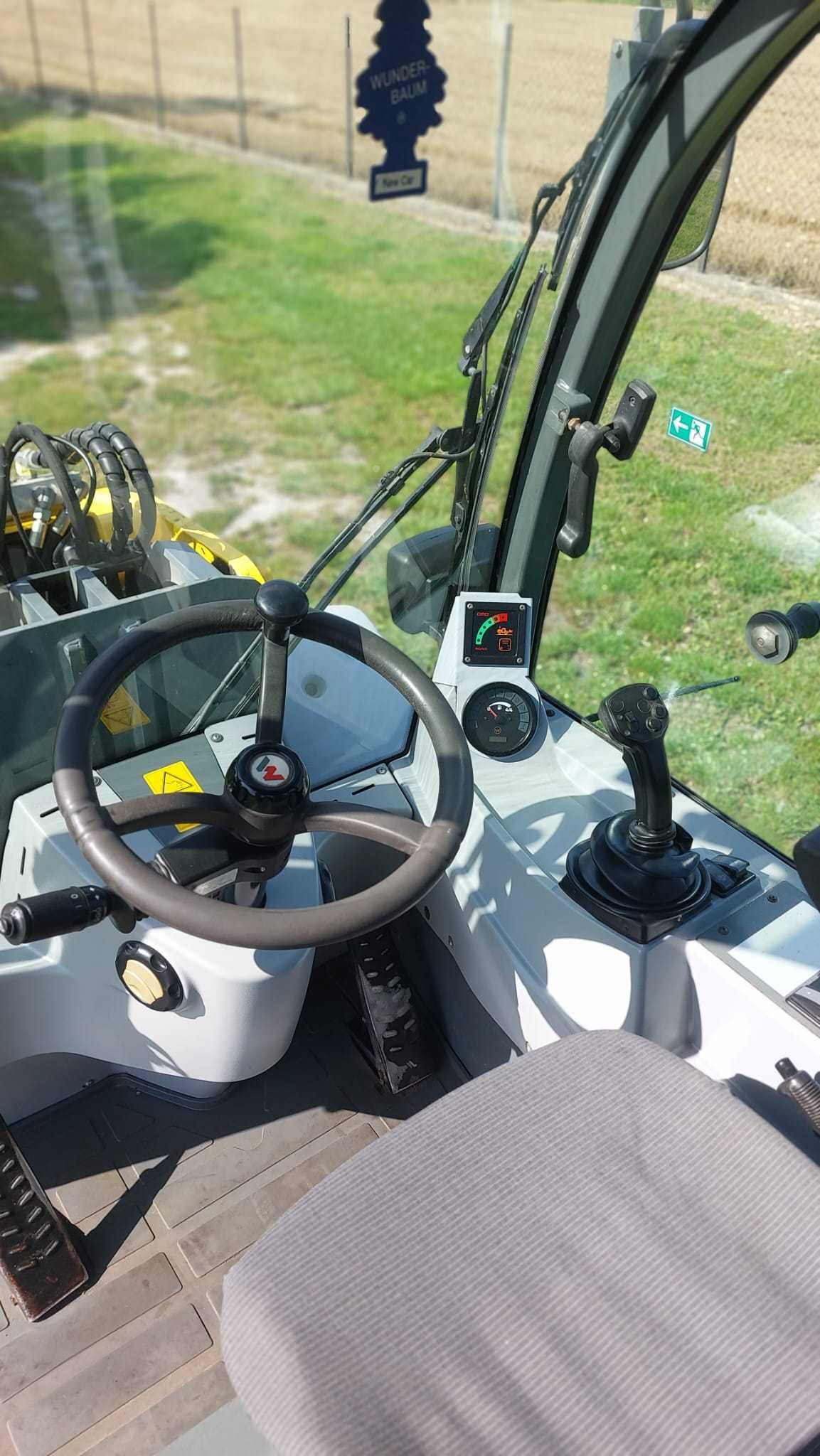 Ładowarka teleskopowa Kramer 750T