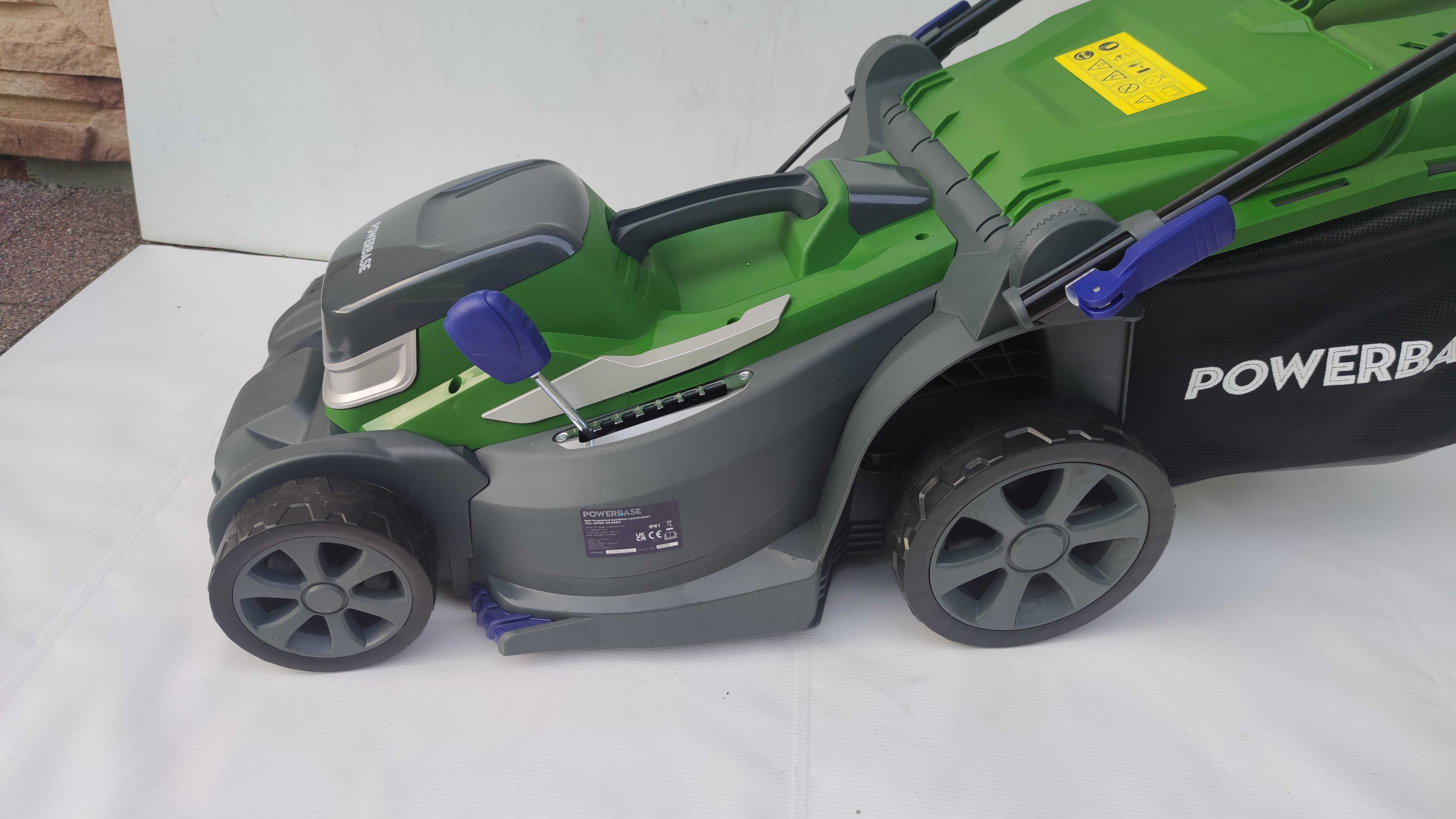 Kosiarka akumulatorowa Powerbase 40V