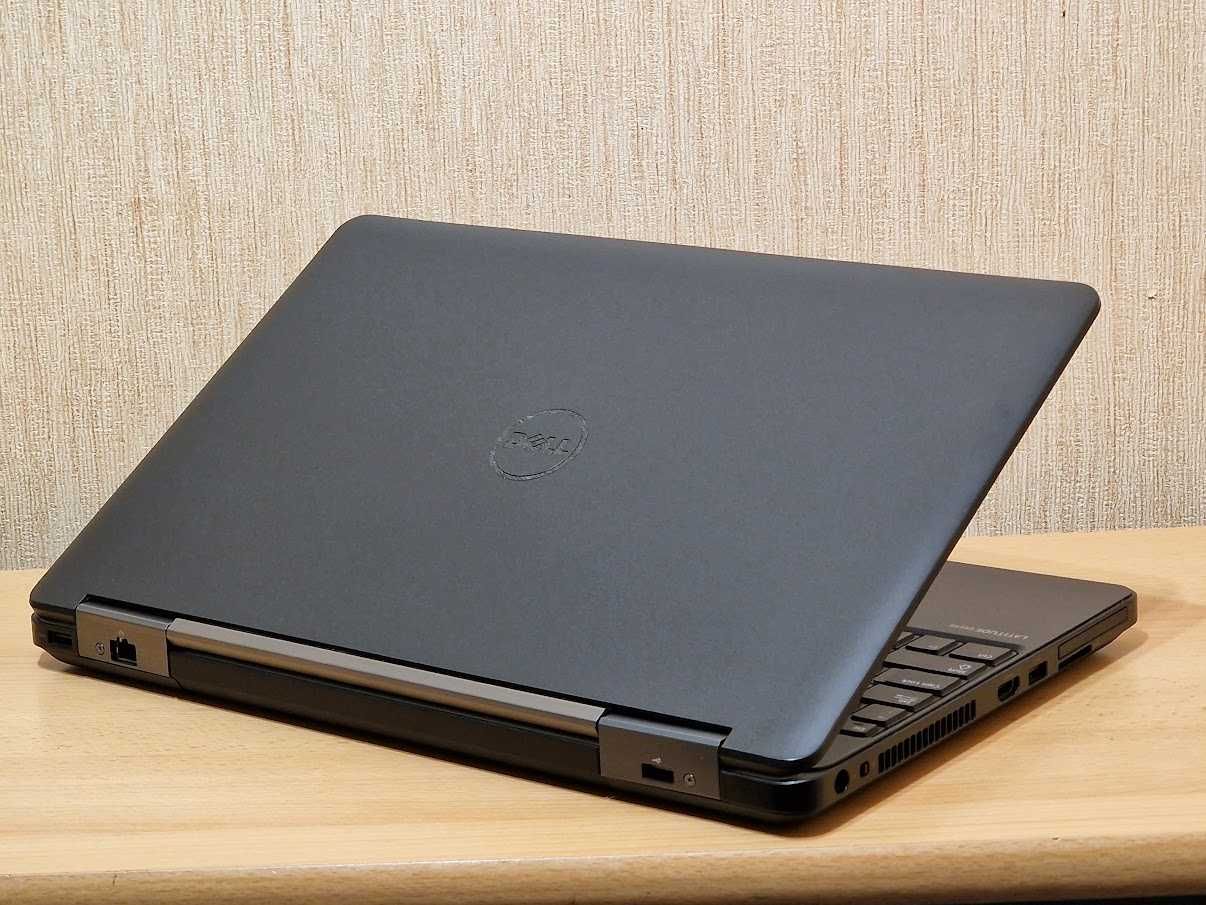 Dell Latitude E5540 чотирьох ядерний Intel Core i3-4010U RAM8 SSD128