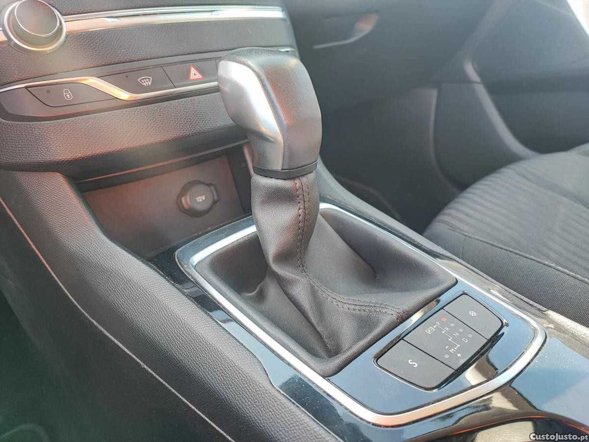 Peugeot 308 1.6 BlueHDi 120cv Automático 95 mil km - 17