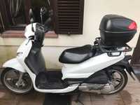 Moto Scooter Peugeot tweet 125cc