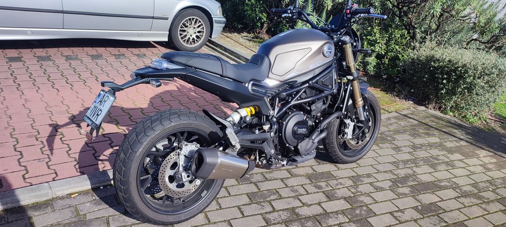 Benelli Leoncino 800