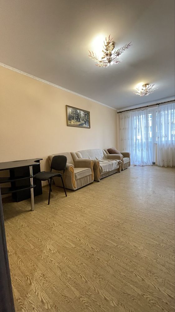 Продається затишна трьохкімнатна квартира.