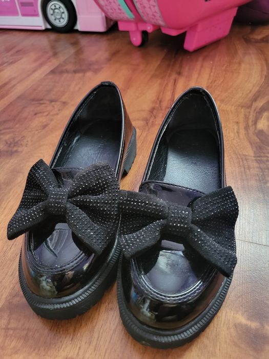 CCC buty wizytowe mokasyny lakierki r.32