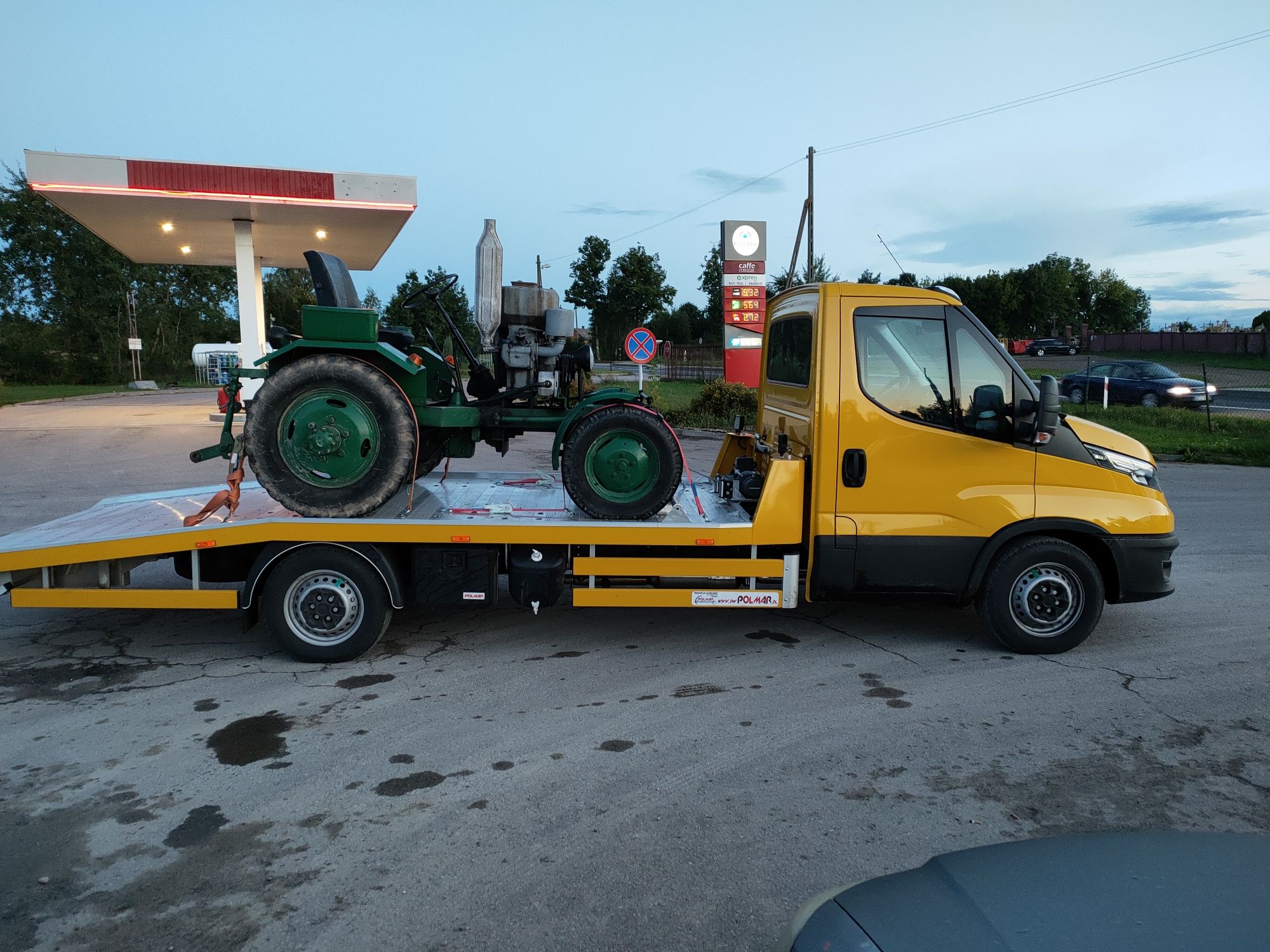 Wynajem wypożyczalnia autolaweta laweta Iveco Daily 3.0 kat. B,  E-TOL