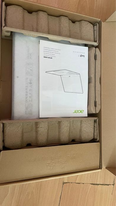 Laptop Acer model swift 1