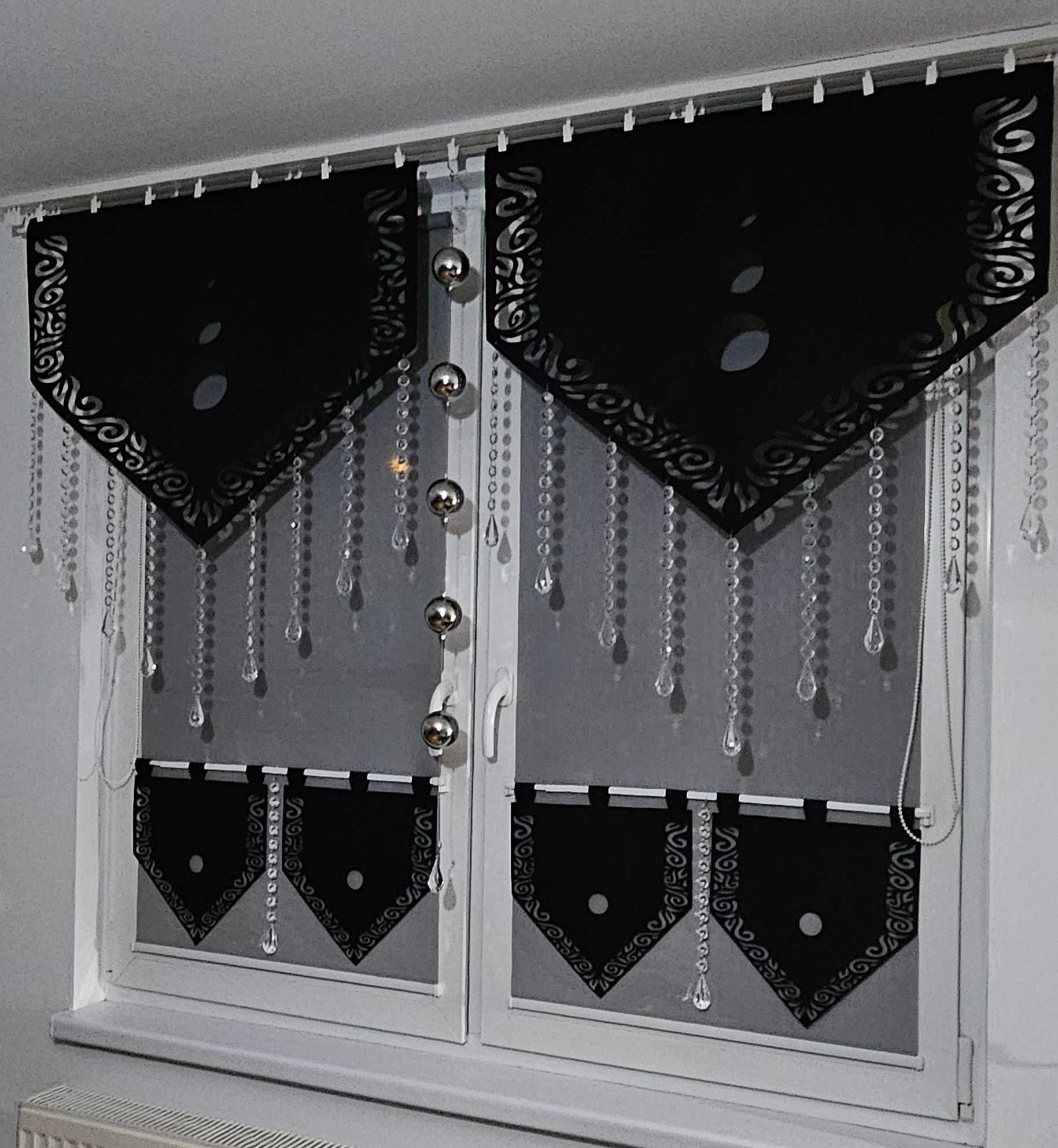 panel ażurowy z koralikami