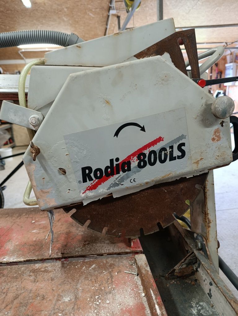 Piła do cięcia poprzecznego pustaków betonu