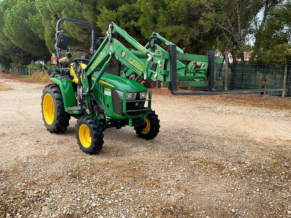 Tractore John deere 3038 E