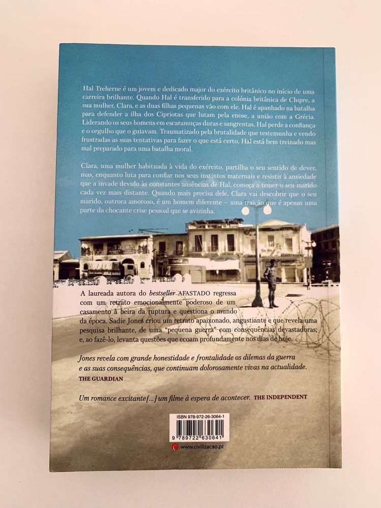 Livro Conflitos de Sadie Jones