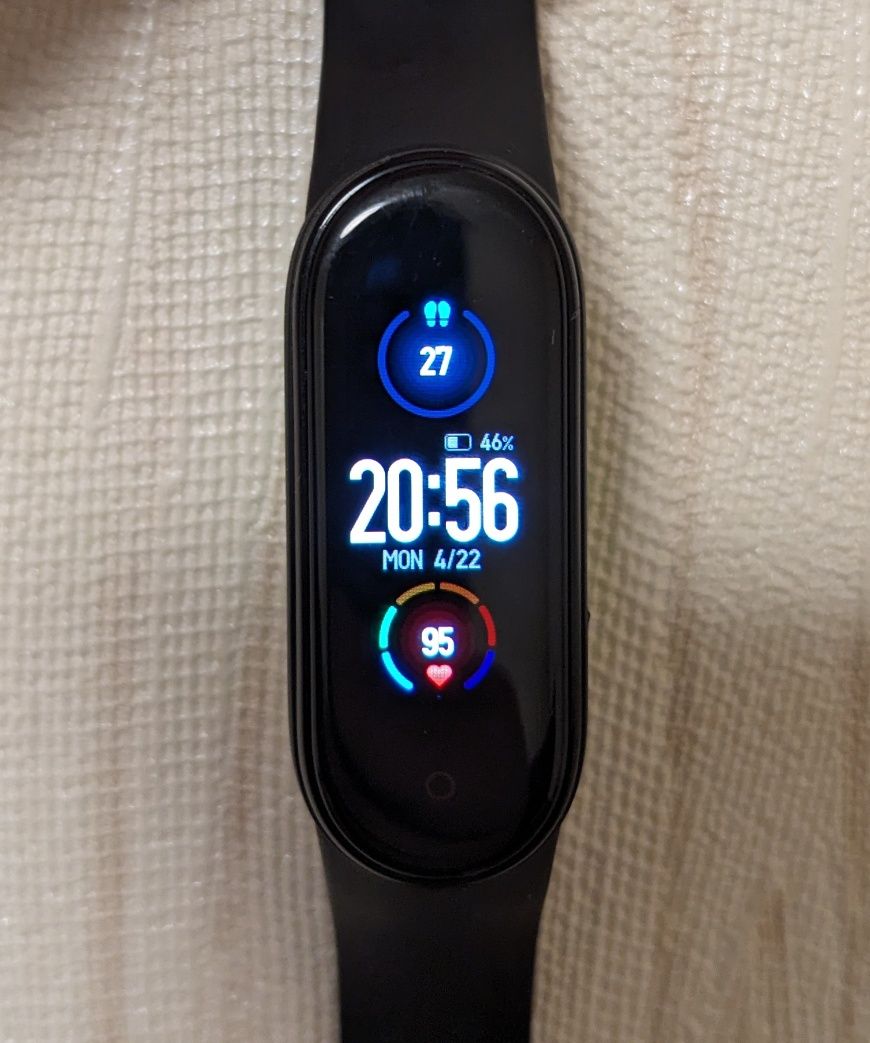 Mi Smart Band 5 (miband)