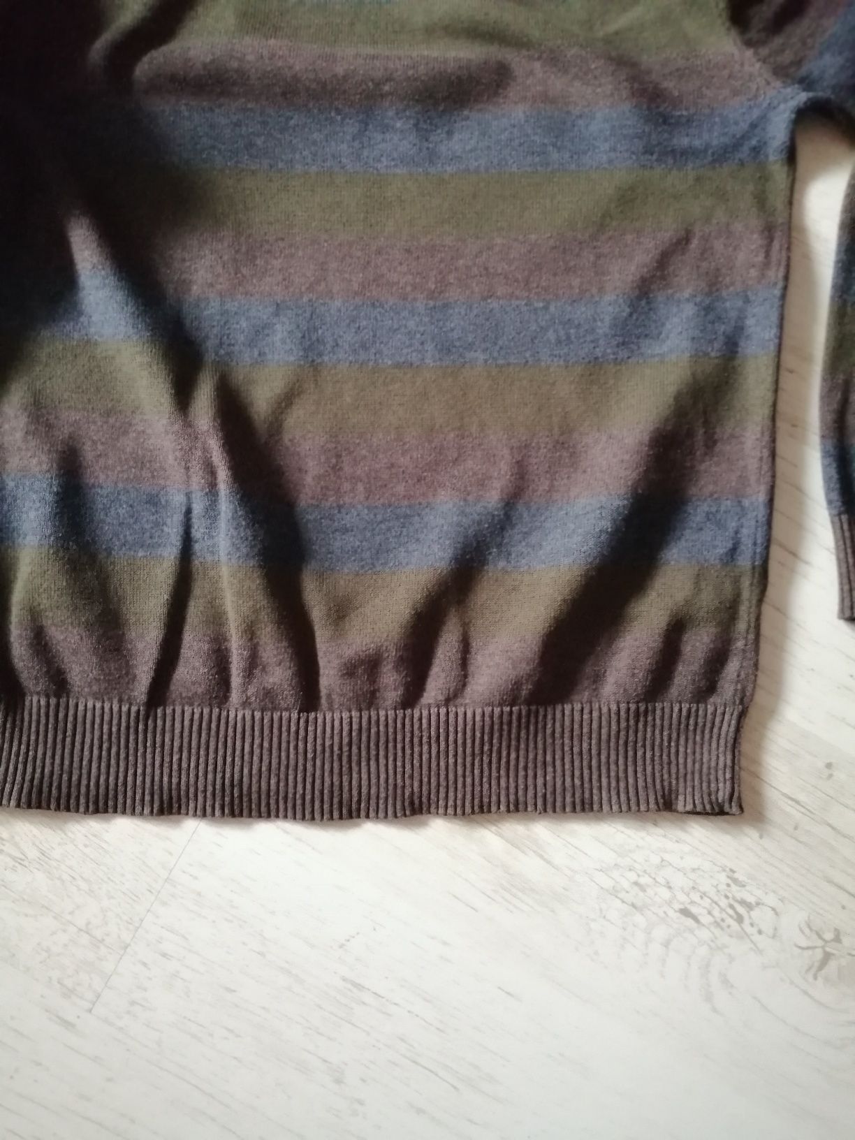 Sweterek GapKids r 140