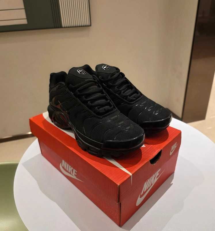 Buty Męskie Nike Tn_AirMaxBlack Trampki Moda Oddychające 43