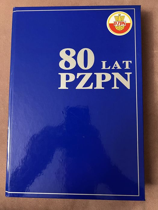 80 lat PZPN książka album