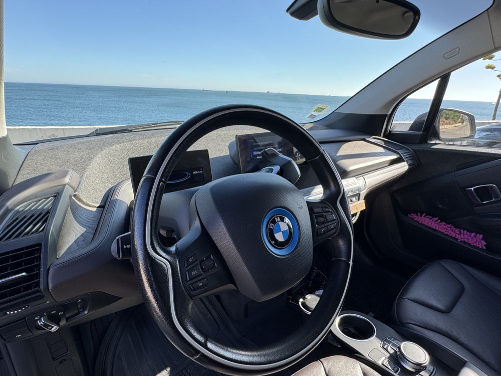 BMW I3 120AH modelo Suite