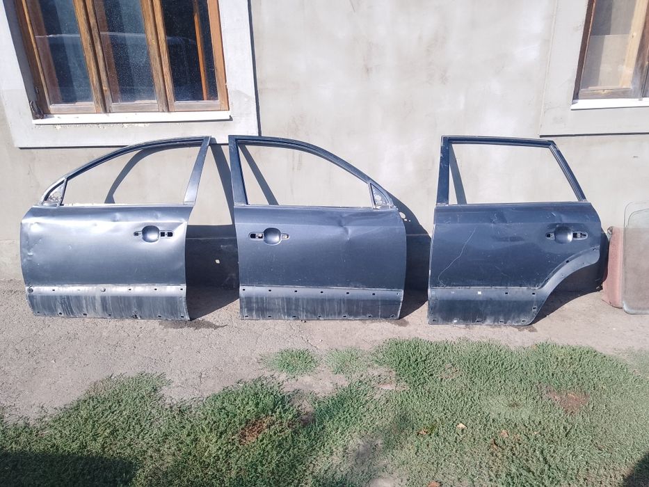 Двері Tucson 08 рік Hyundai