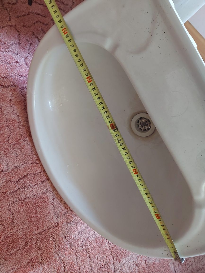 zlew umywalka łazienkowa na nodze na nóżce 52x43