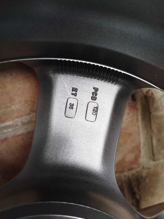 Диски 9J R18 5x120 ET35 dia76	BMW RR Opel Cadillac