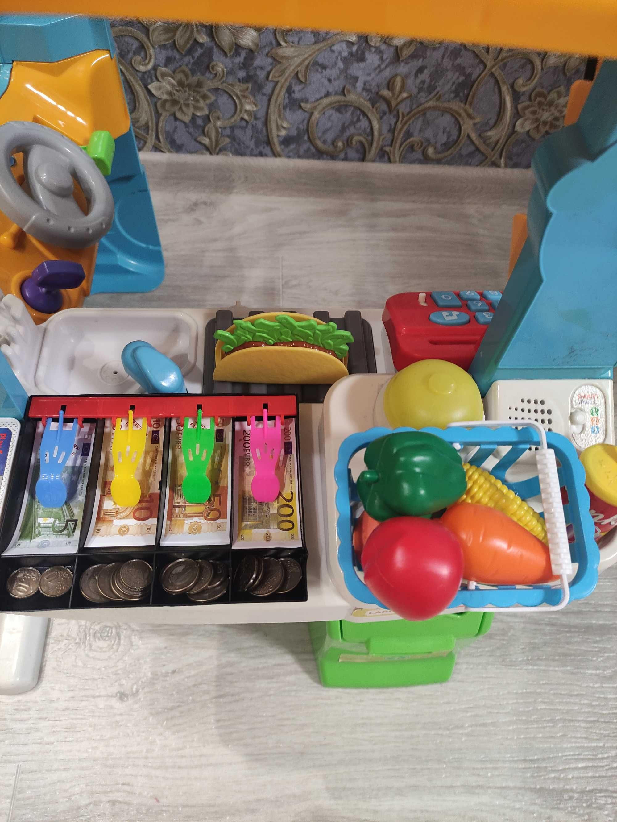 Музичний, великий автобус - магазин Fisher Price