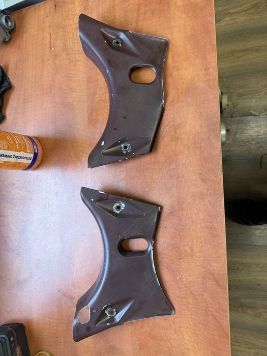 Osłony pokrywy dekle gaźnika silnika aluminiowe Simson SR2 DDR wysyłka