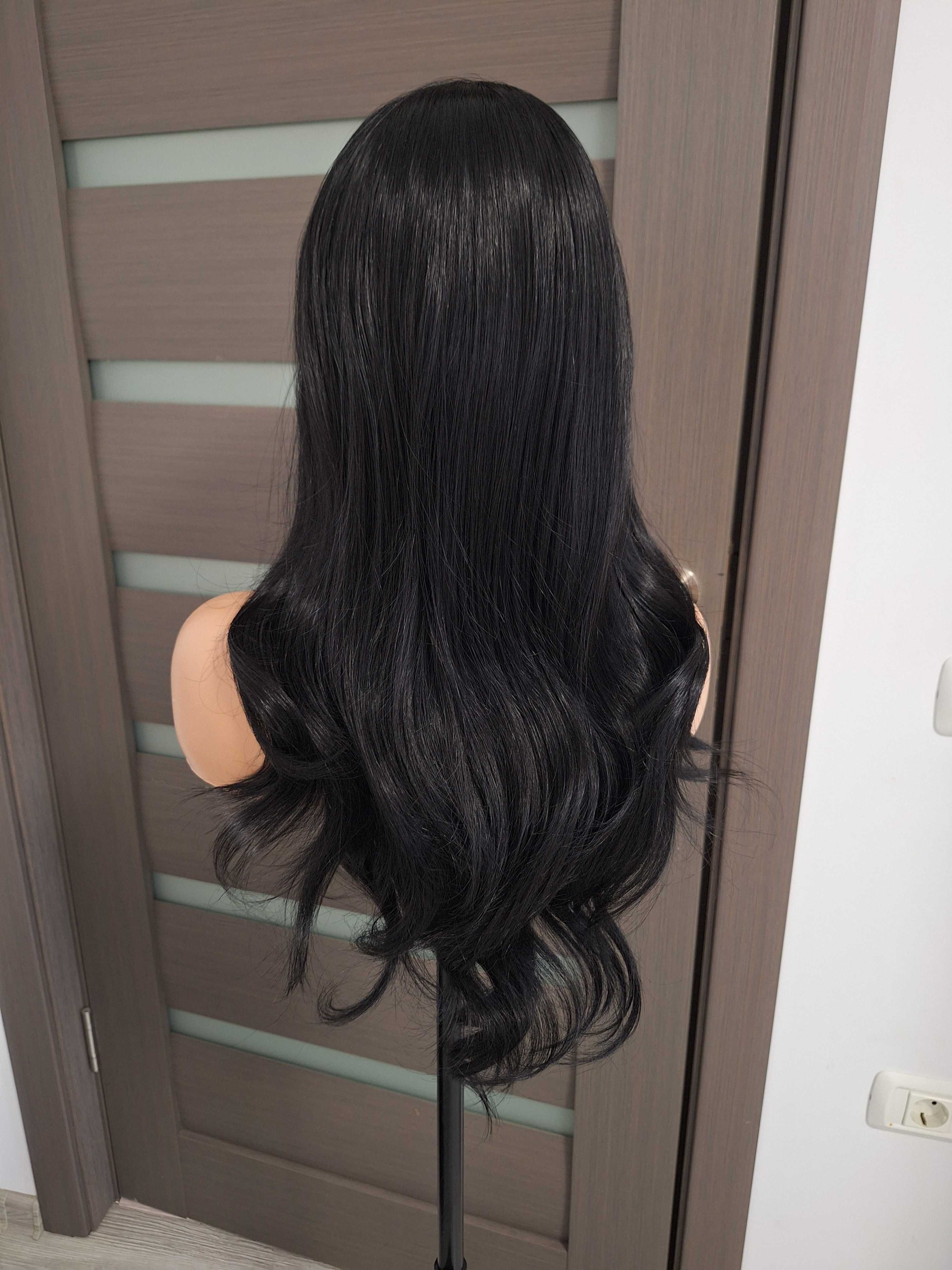 Peruca longa preta com renda frontal