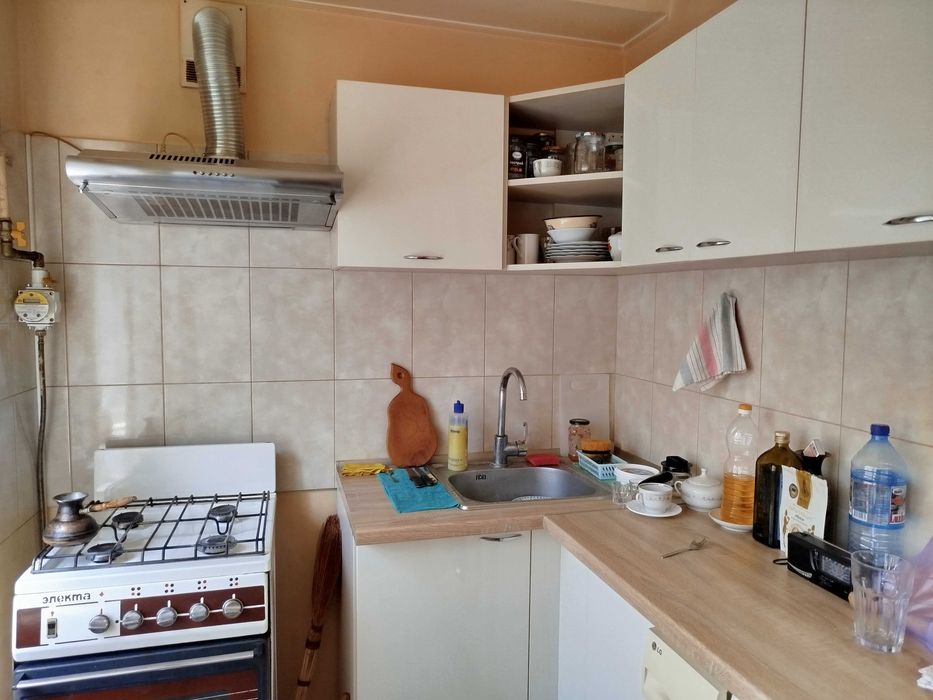 2-к. квартира 48м2 з балконом Воскресенський,25-Б Перова Воскресенка