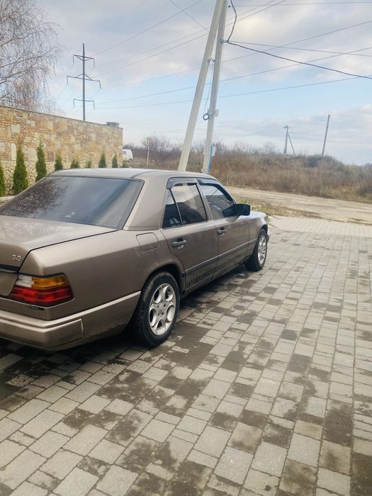 Продам свій власний автомобіль