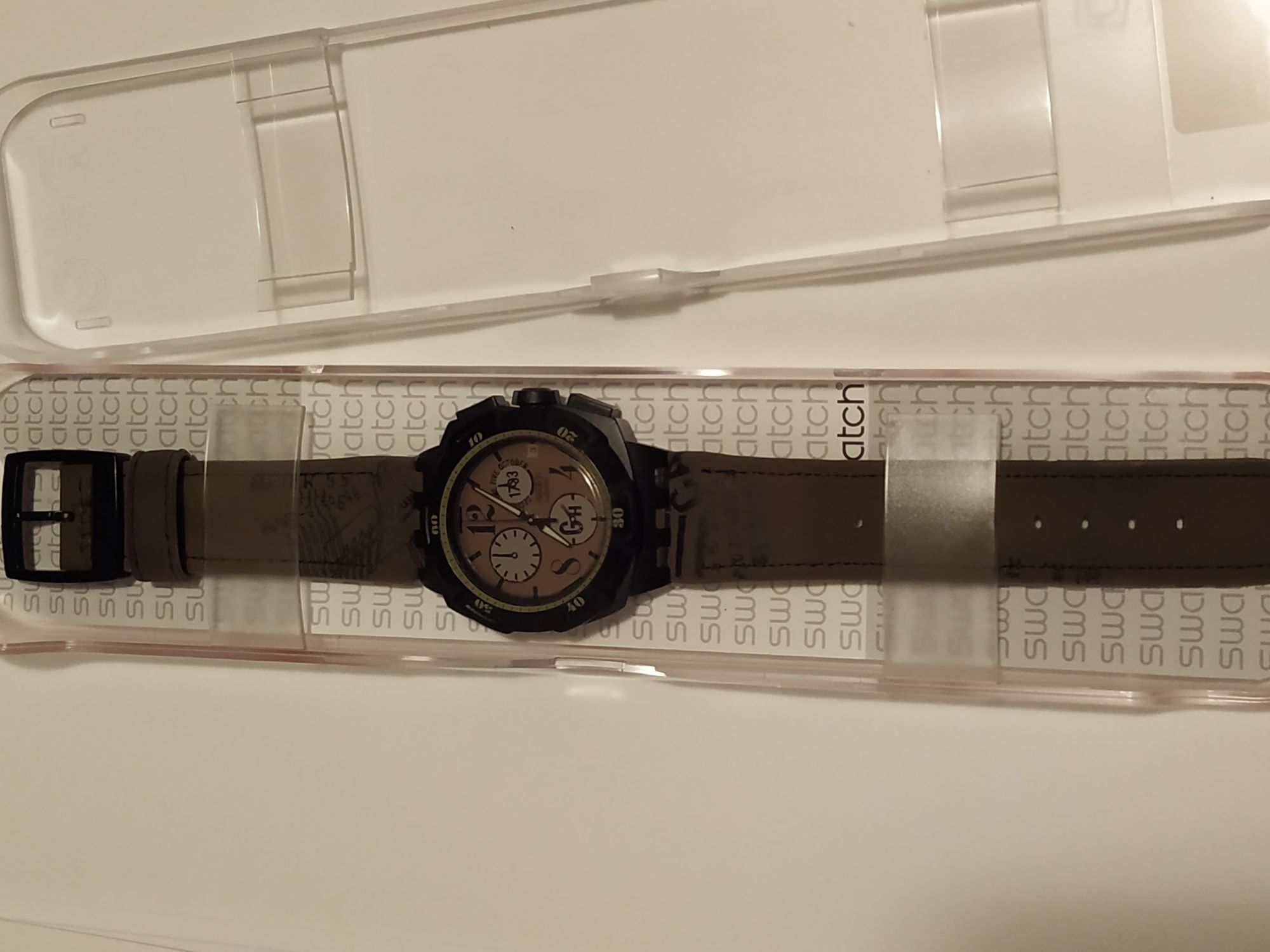 Swatch Flightor (SUIB405)