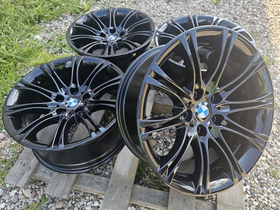 Alufegi bmw e60 e61 Styling 135 blackpiano