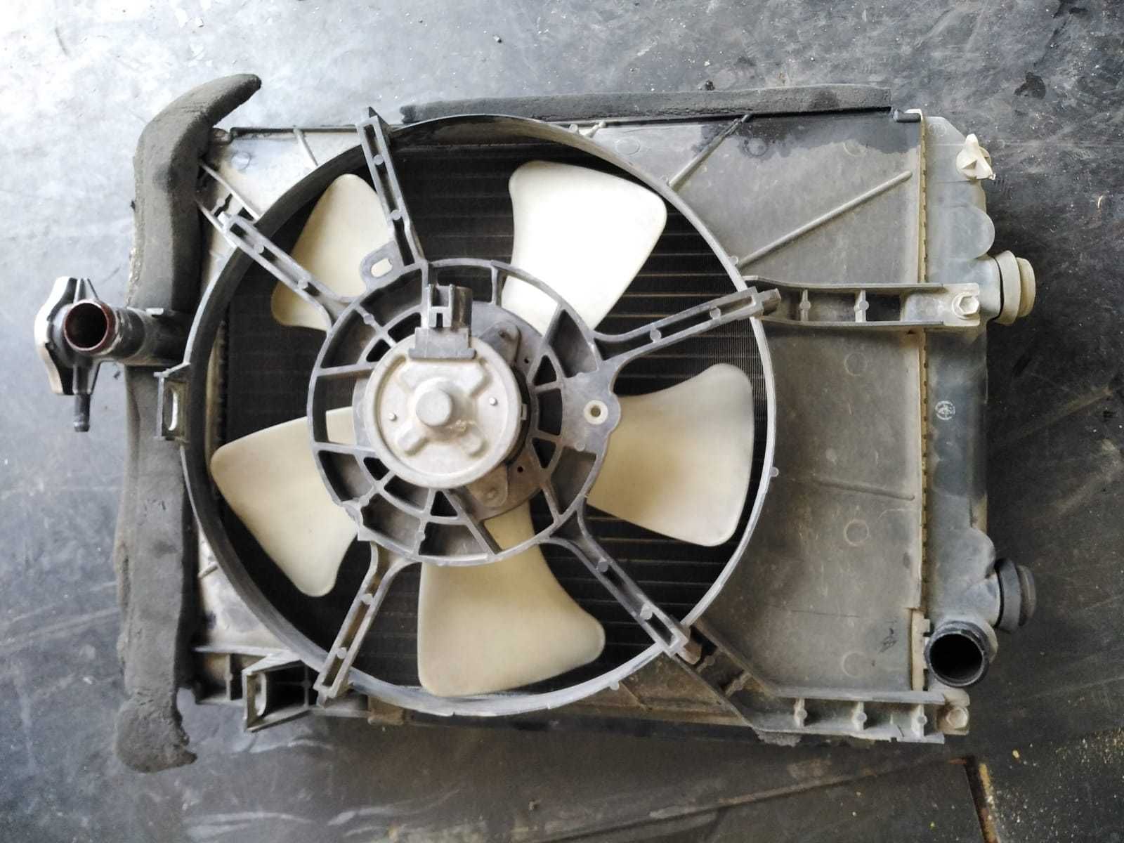 Radiador do Motor Daihatsu Sirion 2006