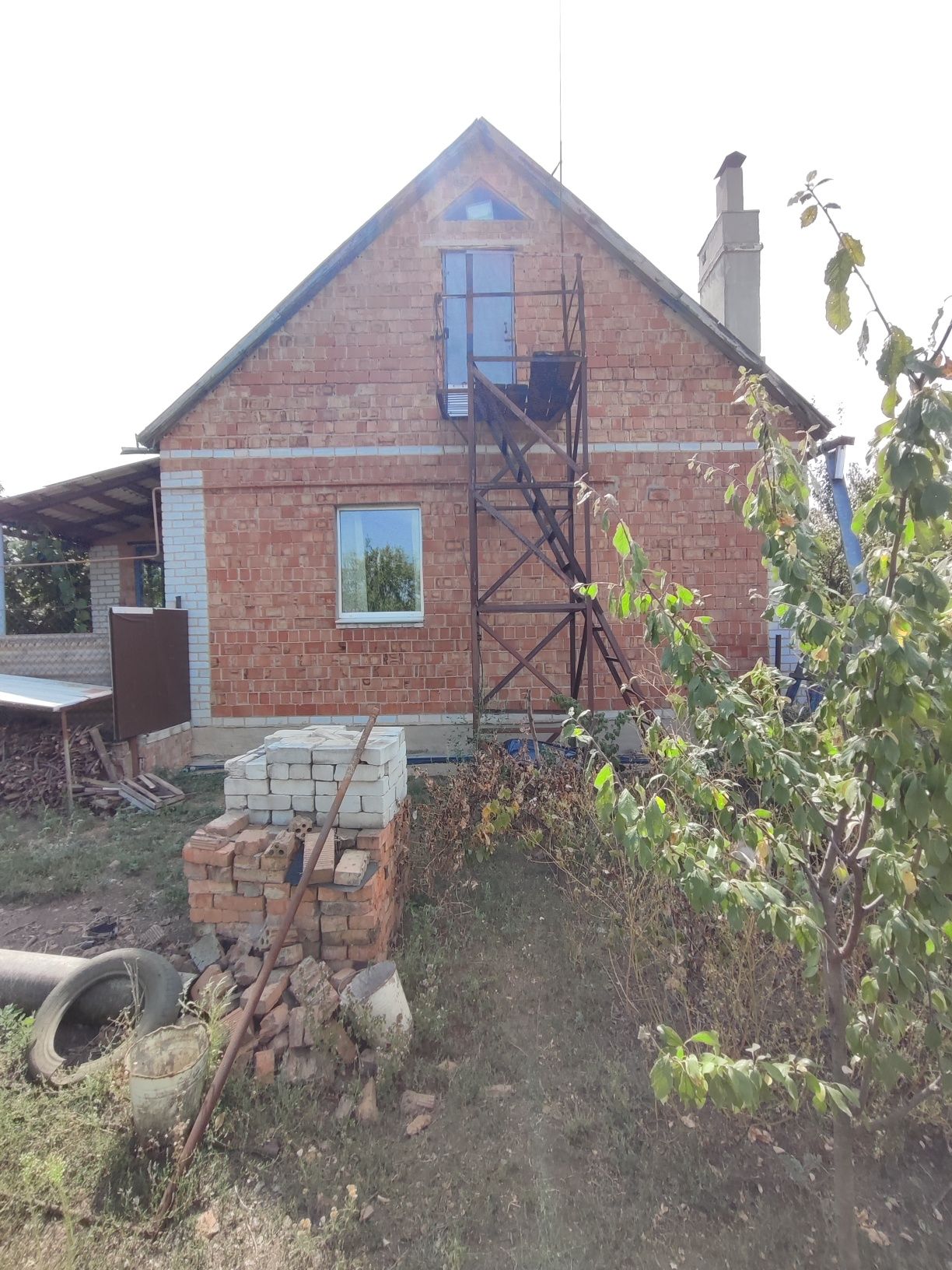 Продаётся классный дом в с. Песчанка Новомосковского района