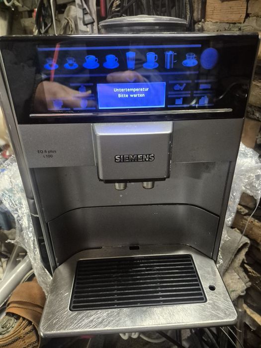 Кавоварка simens EQ6