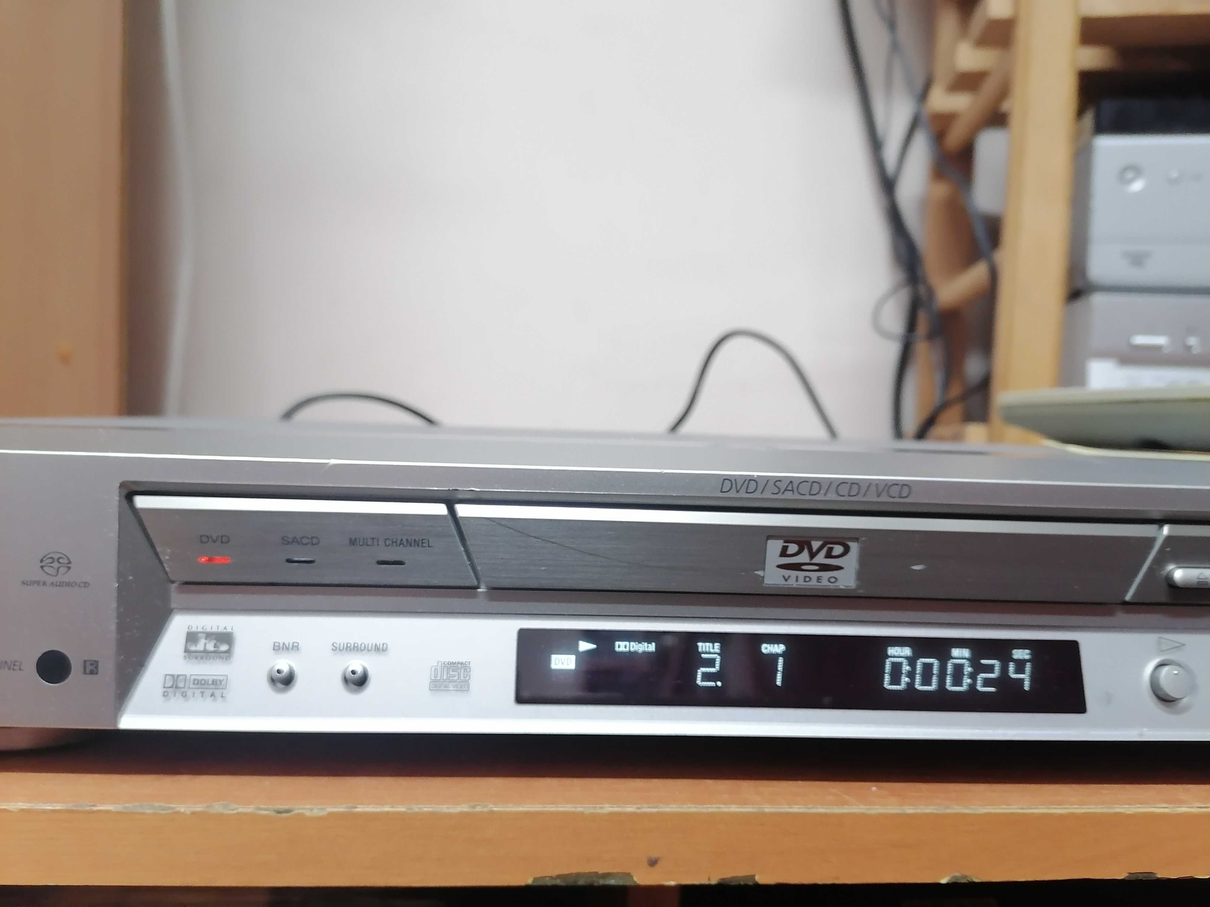 Odtwarzacz CD/DVD Sony DVP NS-700V Pilot