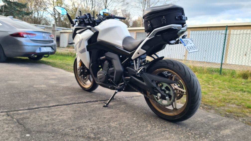 CF MOTO 650 GT Super Stan